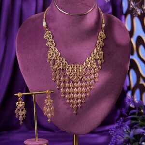 Malak Al Noor Gold Necklace Set