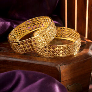 Noor-e-Zewar Kangan – The Golden Grace on Your Wrist